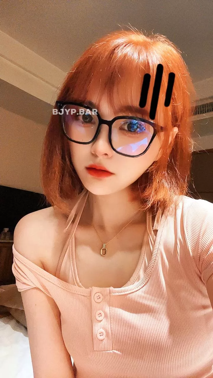 朝阳 呼家楼 吖吖宝贝 B紧会夹水多 姿势配合激情不催课 给 哥哥女友般的感觉