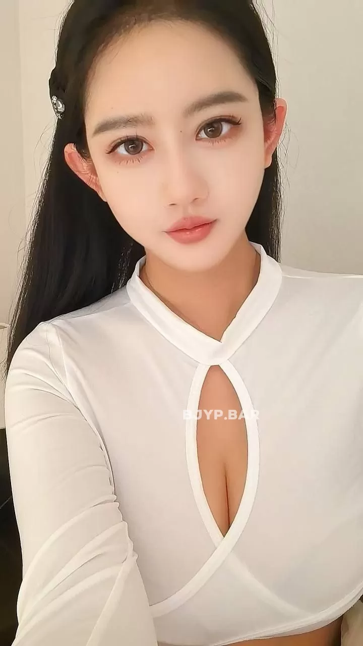 朝阳玫瑰 无科技美胸80C杯皮肤白晰光滑细腻胸大腰小屁屁